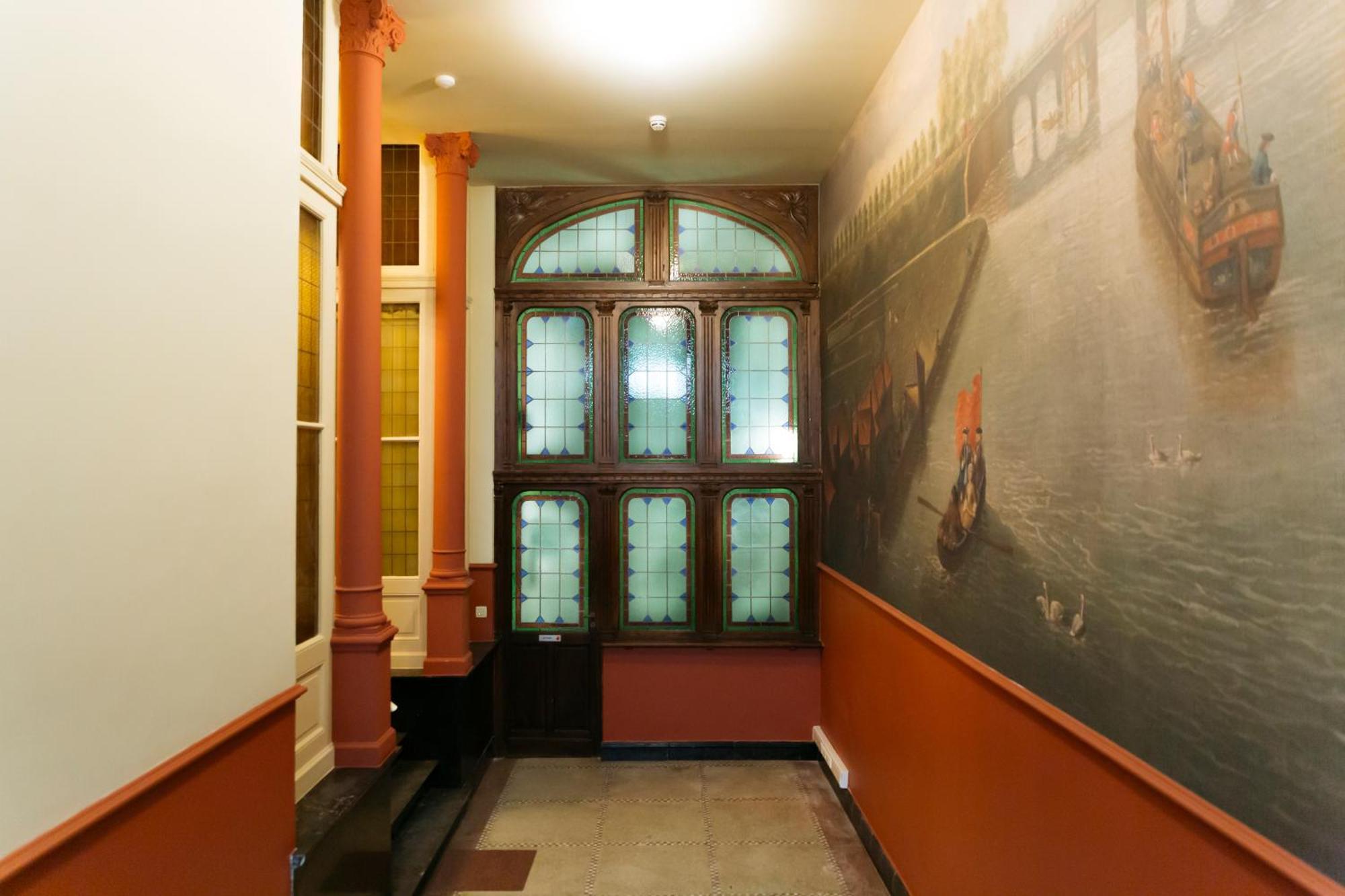 The Queen'S Twelve By Romy&Travis Brujas Exterior foto